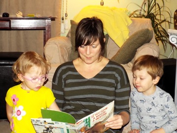 Hilary Reads
